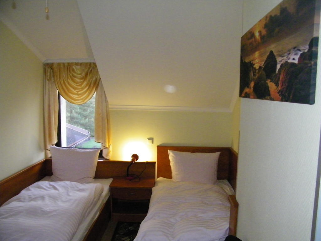 Hotel Restauracja Tawerna Гливице Номер фото