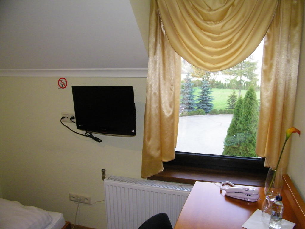 Hotel Restauracja Tawerna Гливице Номер фото