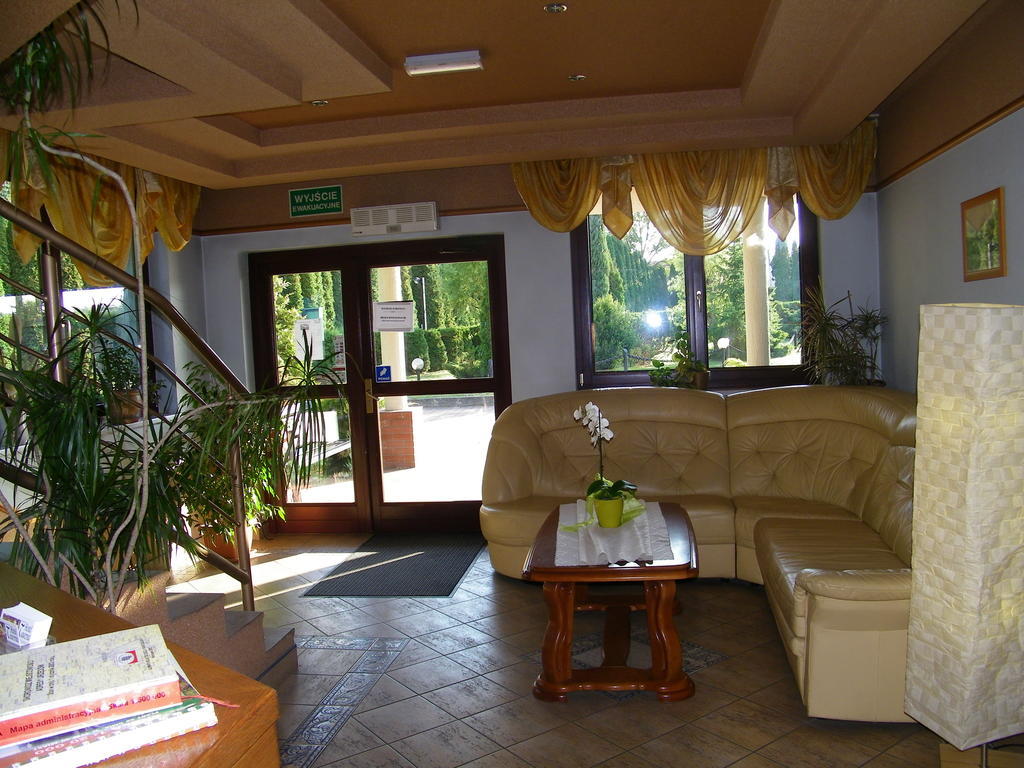 Hotel Restauracja Tawerna Гливице Экстерьер фото